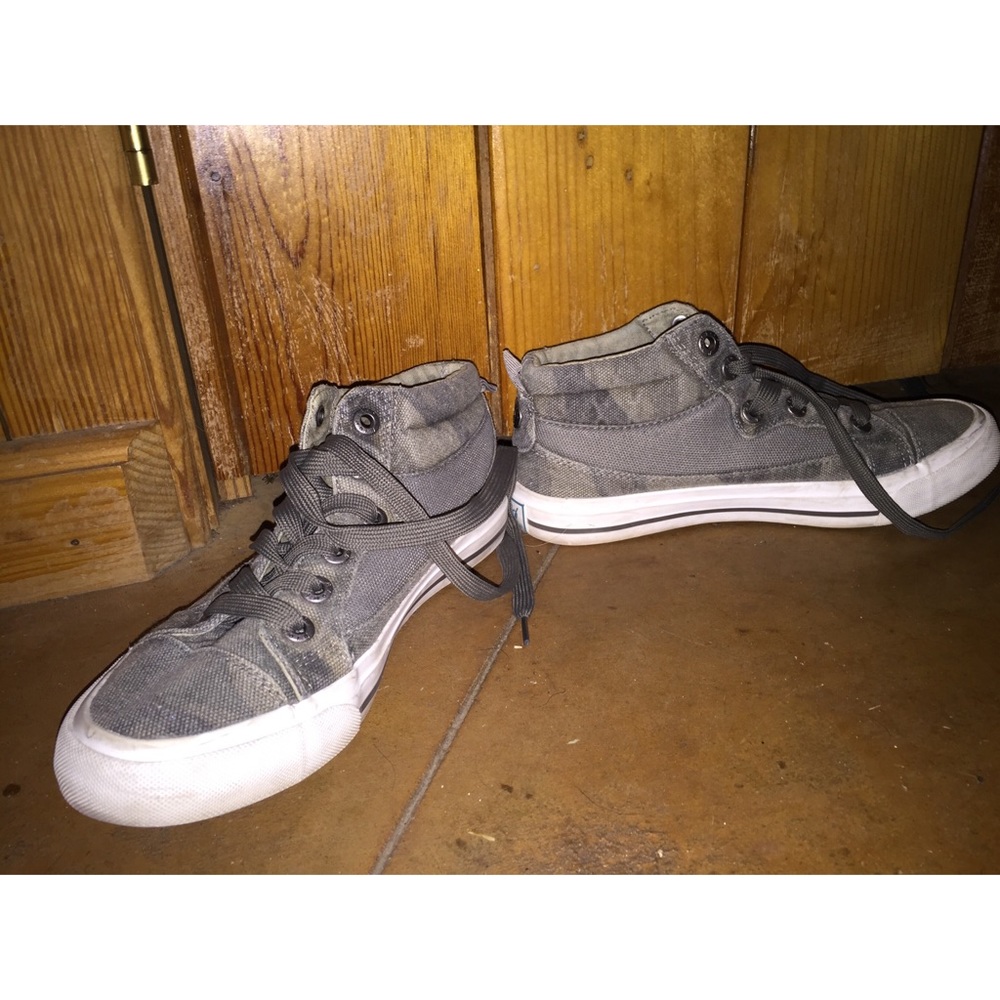 Camo shoes